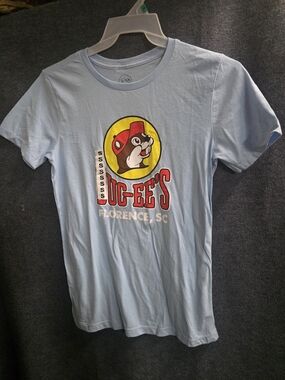Buc-ee's Florence SC Light Blue Graphic Tee - Women's Short Sleeve